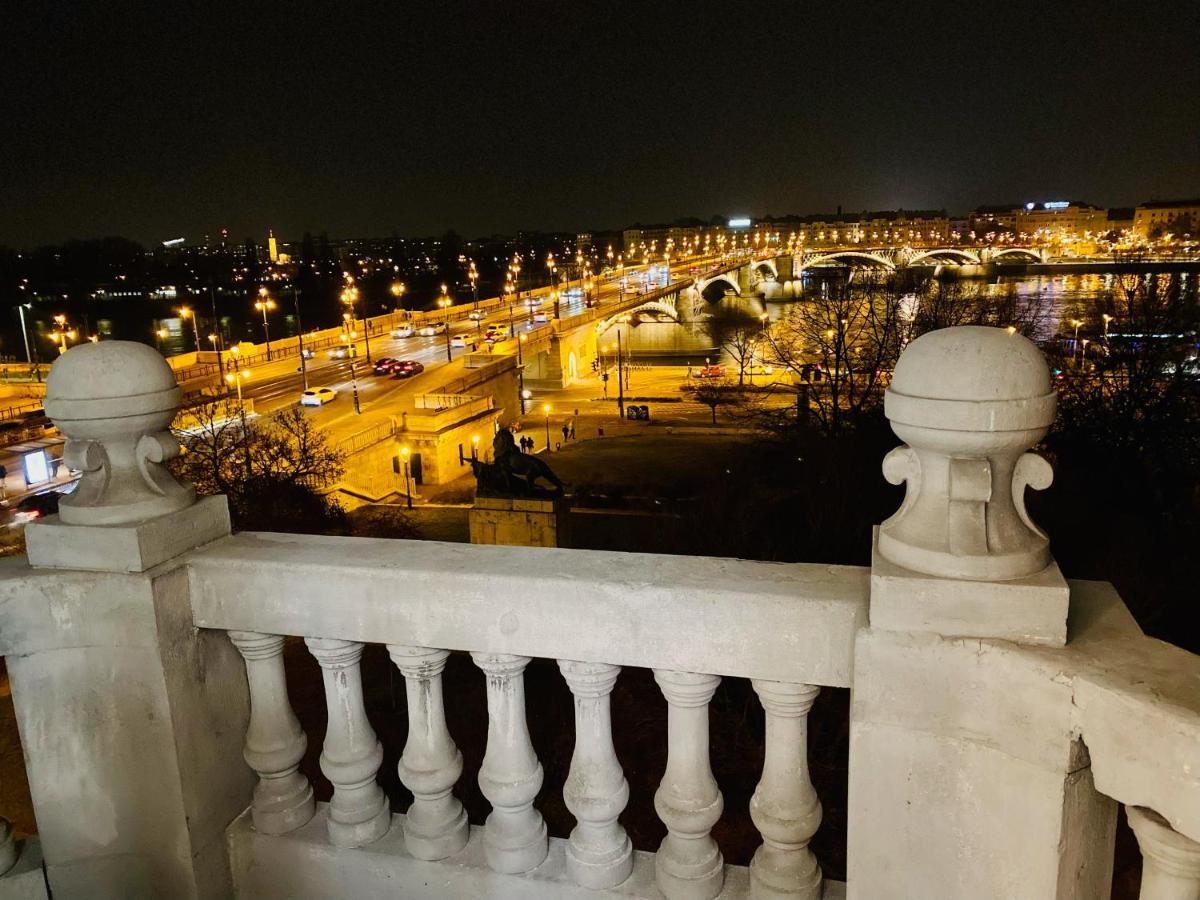 Over The Danube Budapest Exterior foto