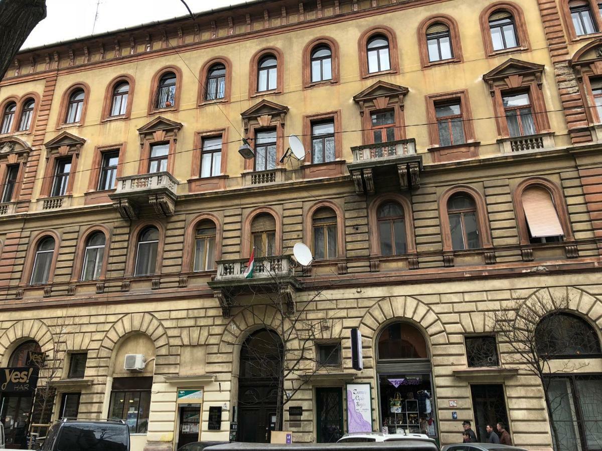 Over The Danube Budapest Exterior foto